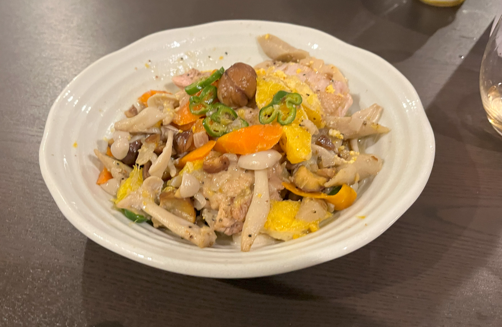 木内理加氏考案！「栗と根菜の鶏ももオレンジロースト」のレシピをご紹介！
